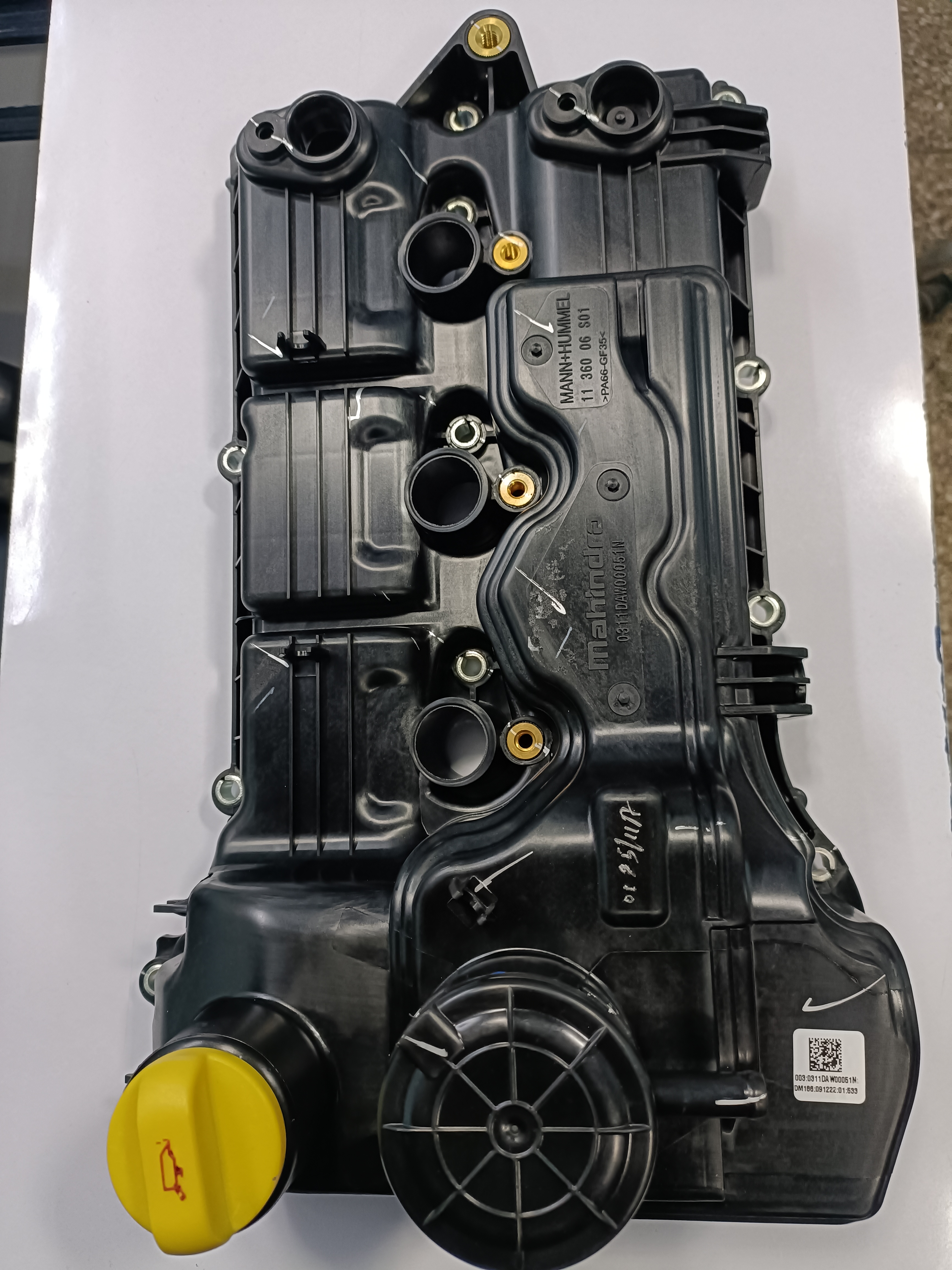 MAHINDRA KUV100 CAM COVER 0311DAW00051N STOCKID 2214