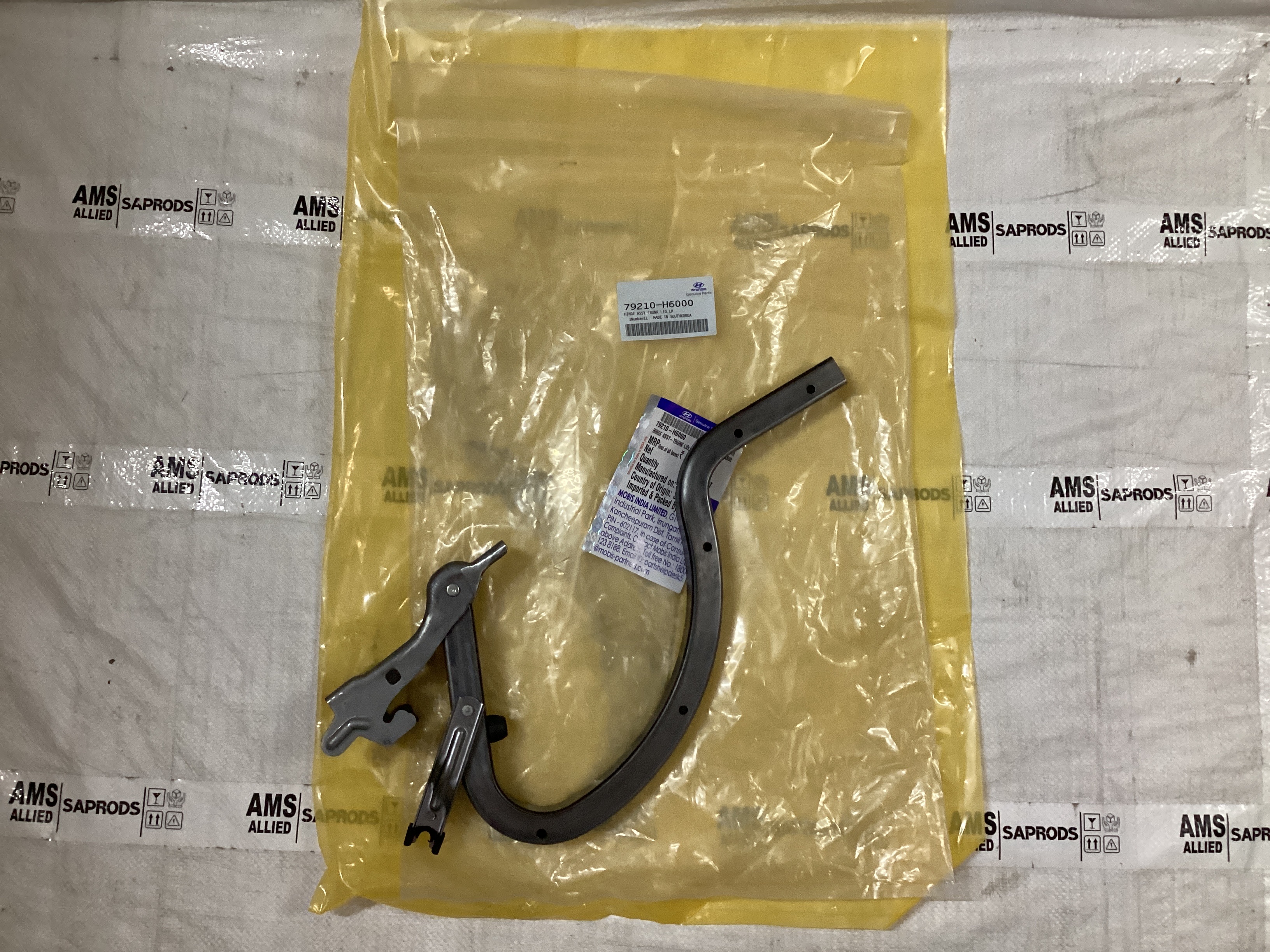 HYUNDAI VERNA HINGE ASSY TRUNK LID,LH 79210H6000 STOCKID 2657