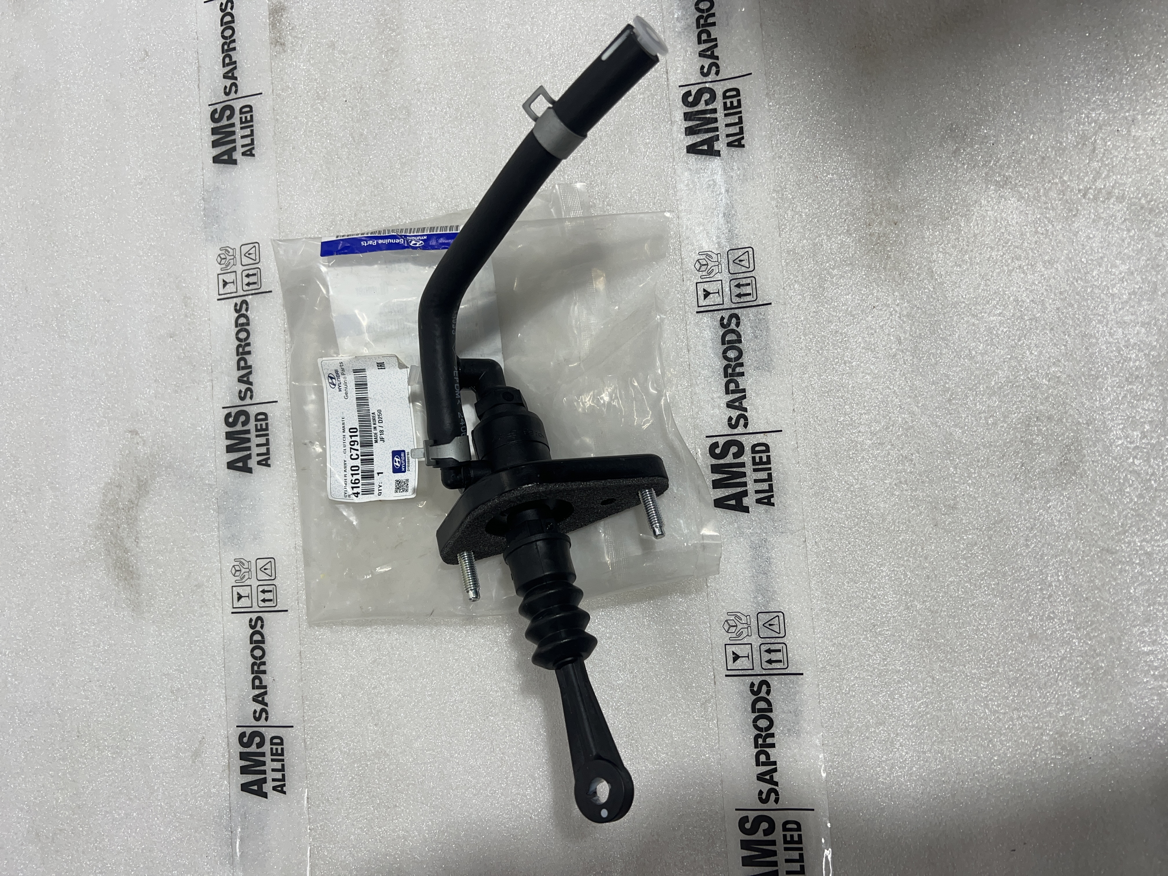 HYUNDAI I 20 CYLINDER ASSY  CLUTCH MASTER 41610C7910 STOCKID 2971