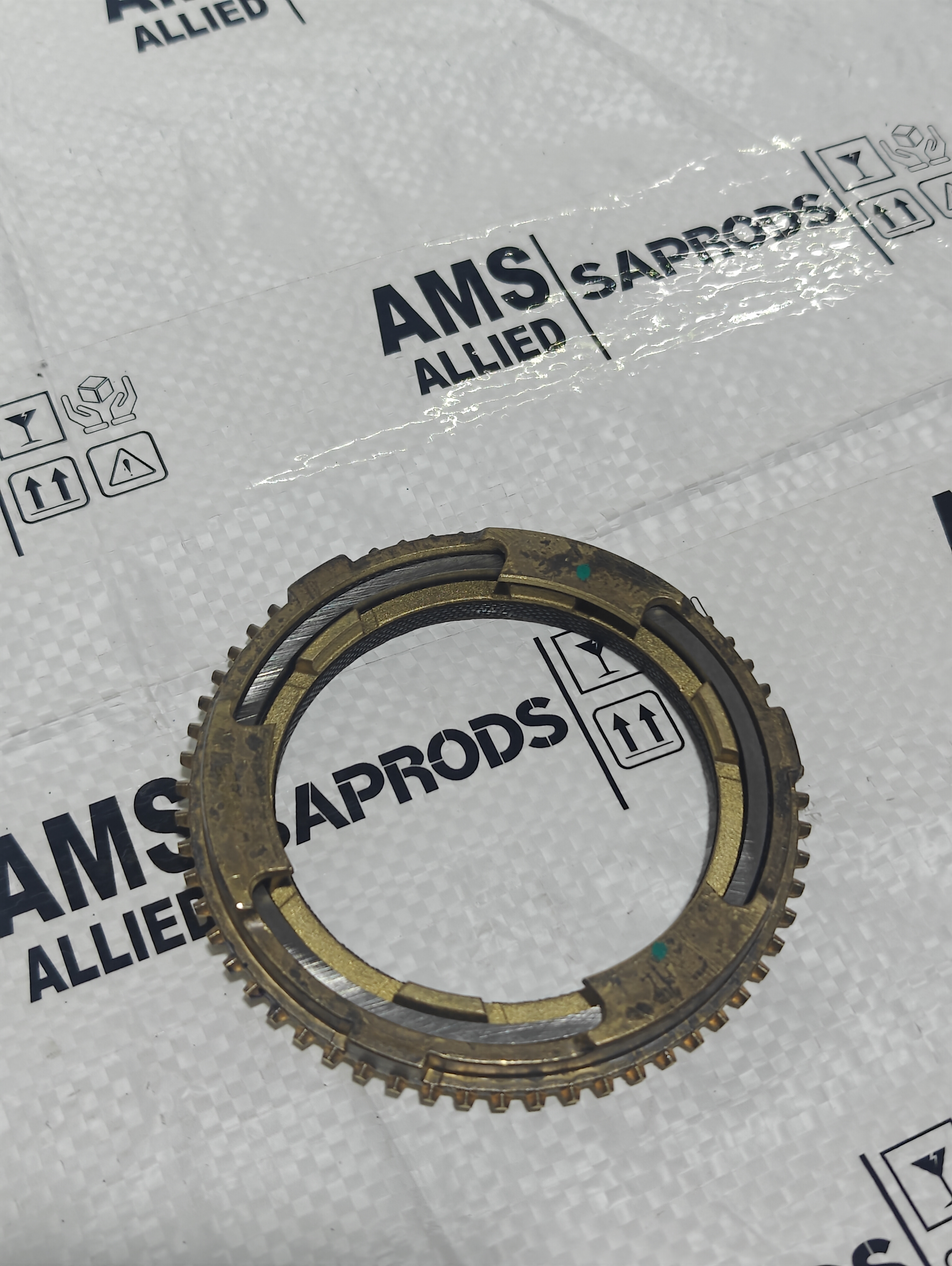 MAHINDRA XUV 700 SYNCRONIZER RING ASSY FIRST 0703EAK01710N STOCKID 3121