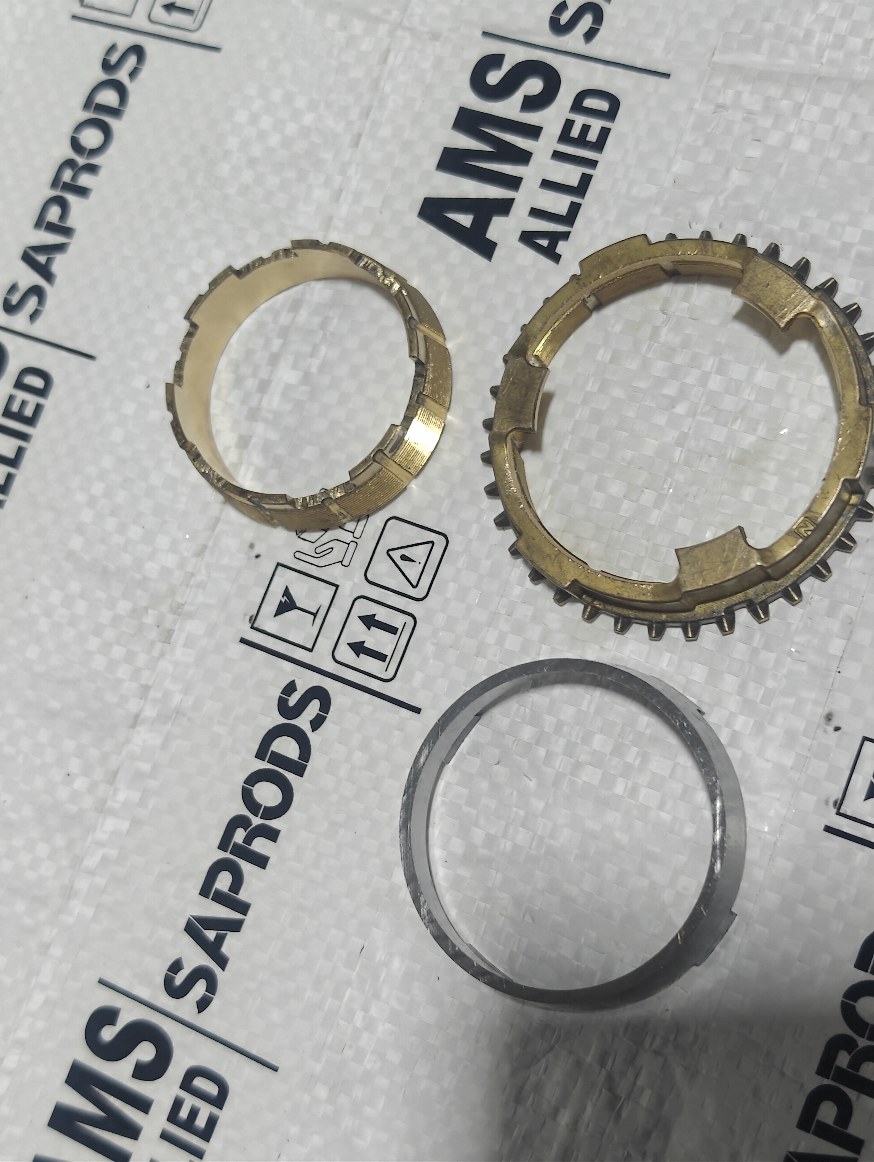 MAHINDRA SUPRO SYNCHRONIZER RING ASSY 0703EAK0650N STOCKID 3093