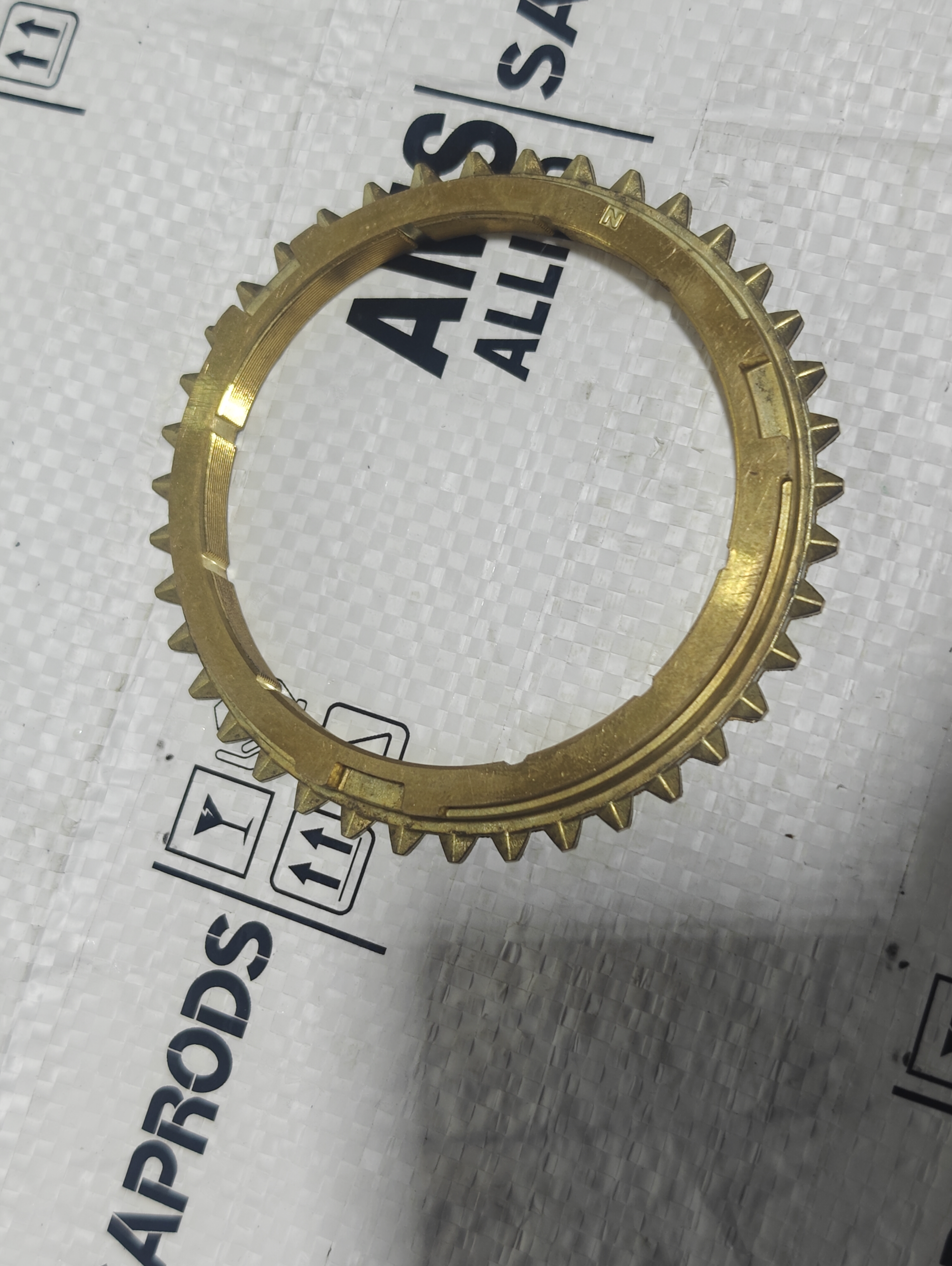 MAHINDRA NAVISTAR BAULK RING 4/5 6604EAM00080N STOCKID 3094