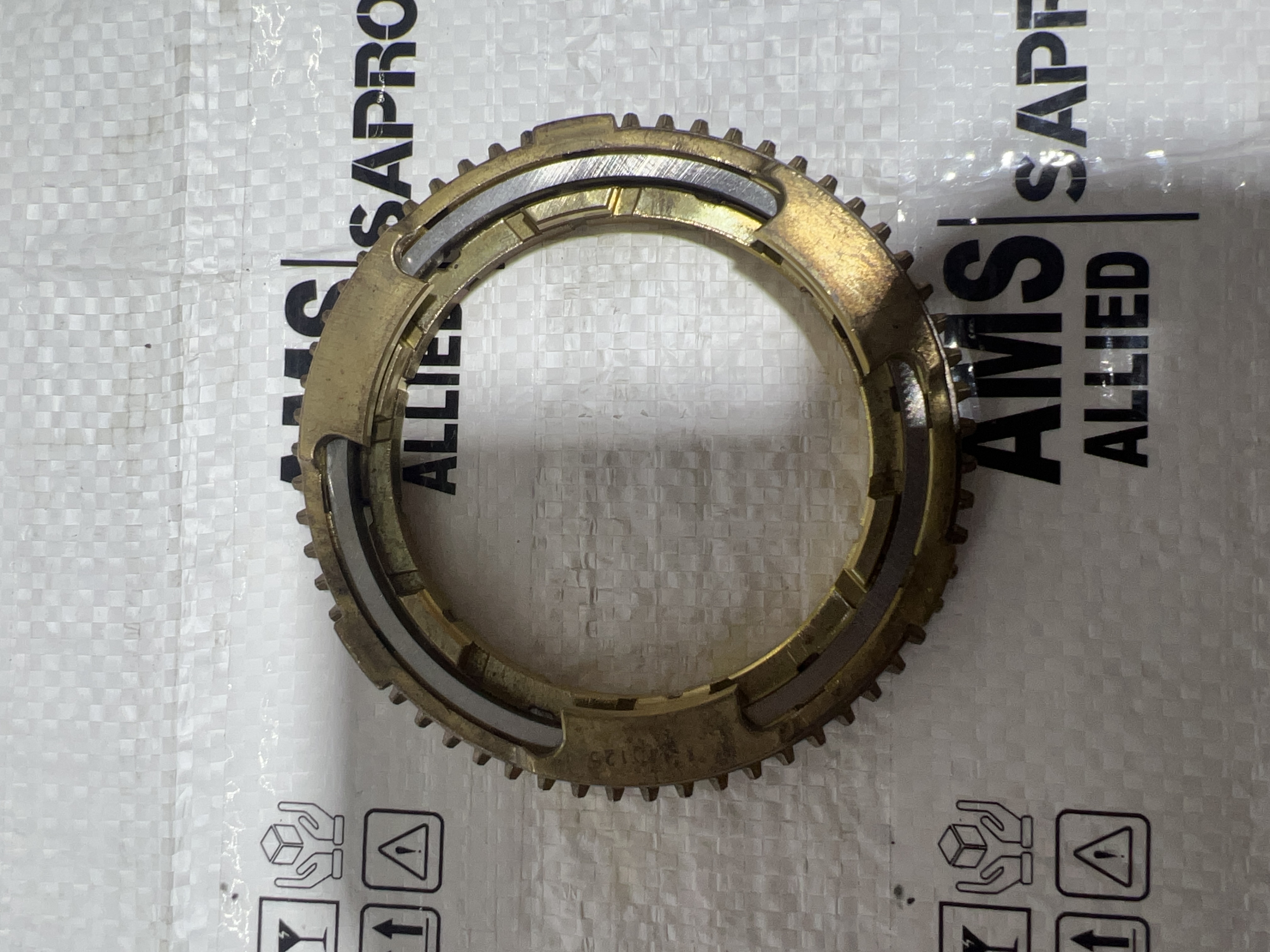 MAHINDRA XUV 700 Synchronizer assembly 0703EAK01890N STOCKID 3139