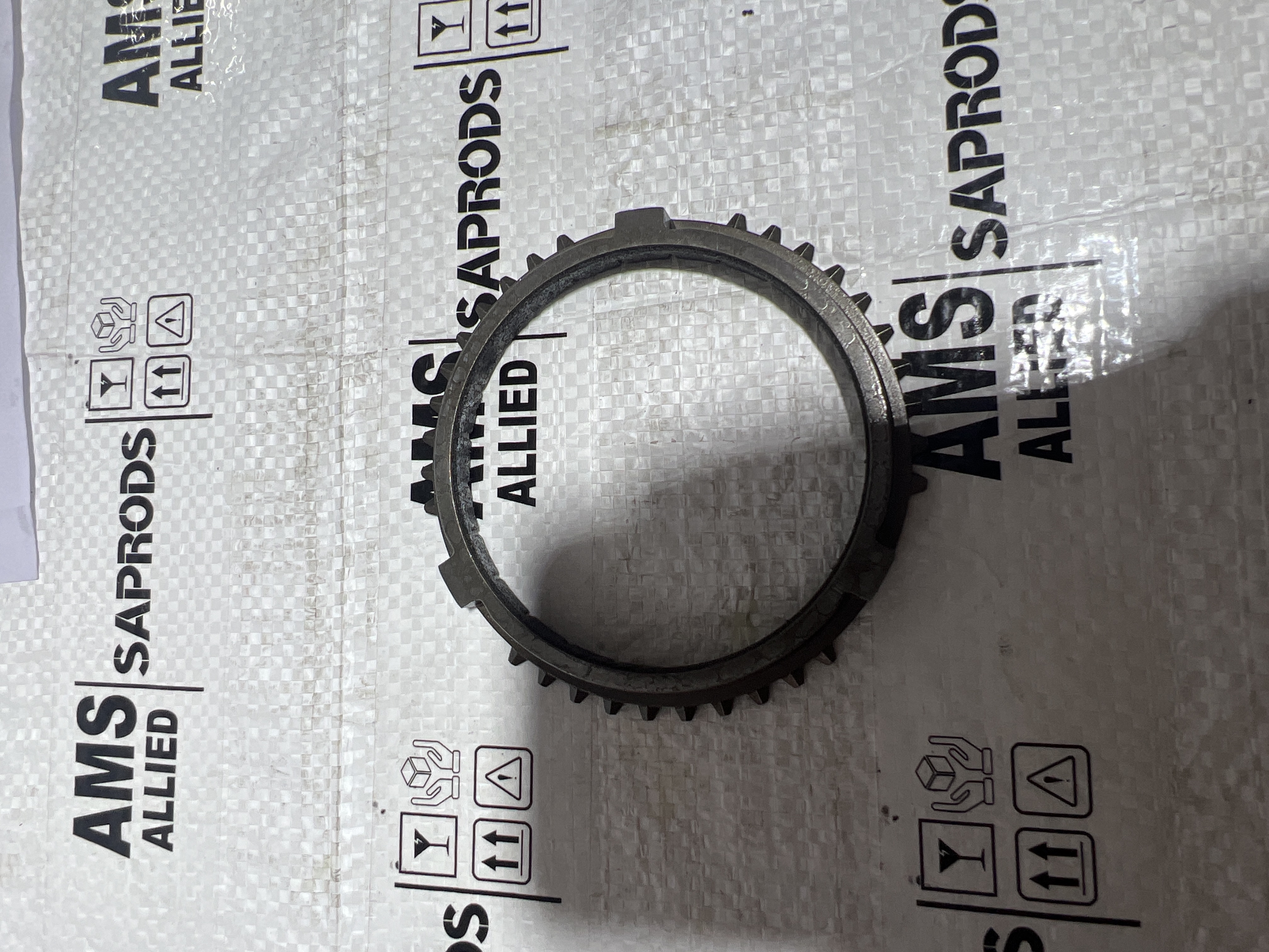 TATA ULTRA Synchrocone (82 dia.) with carbon lining 580326201604 STOCKID 3161