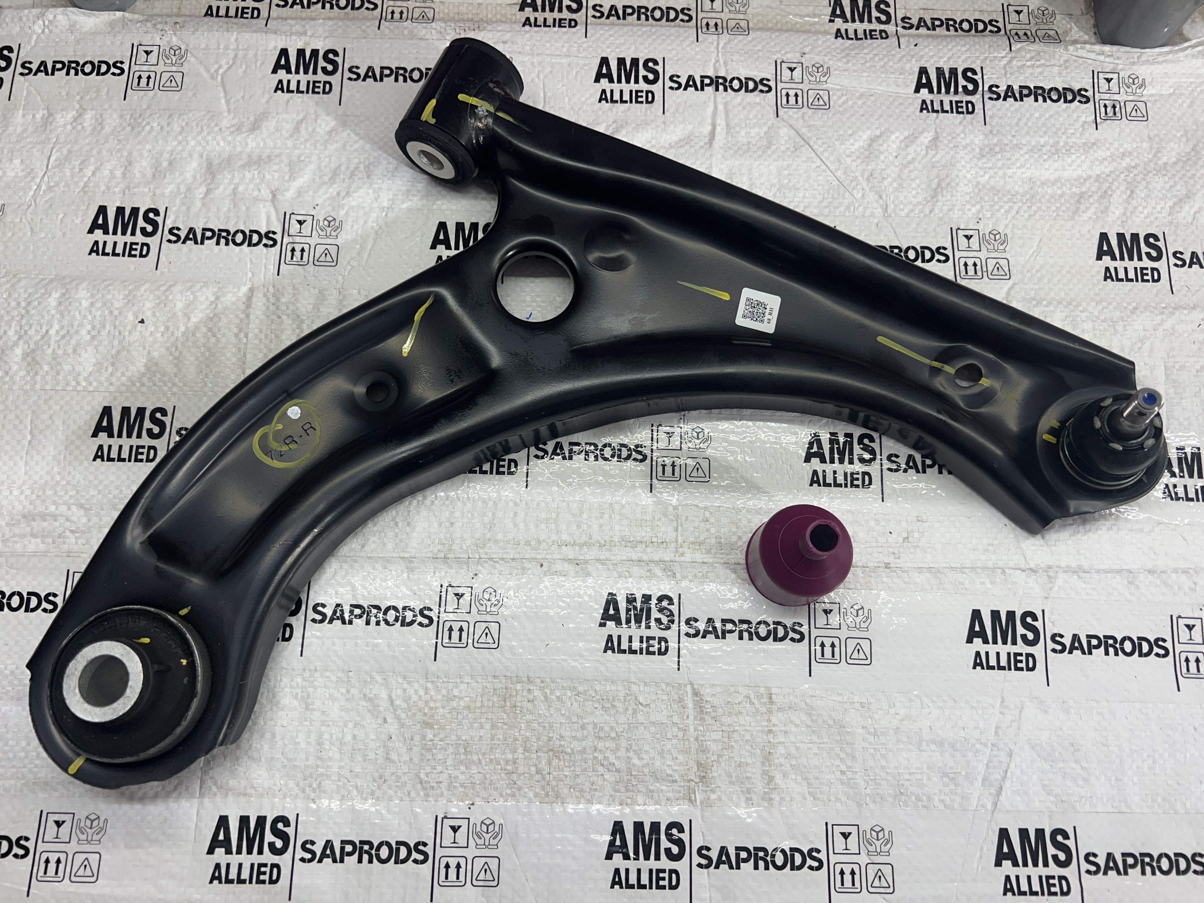 TOYOTA TAISOR ARM SUB ASSY, SUS RH 48068WC004 STOCKID 3195