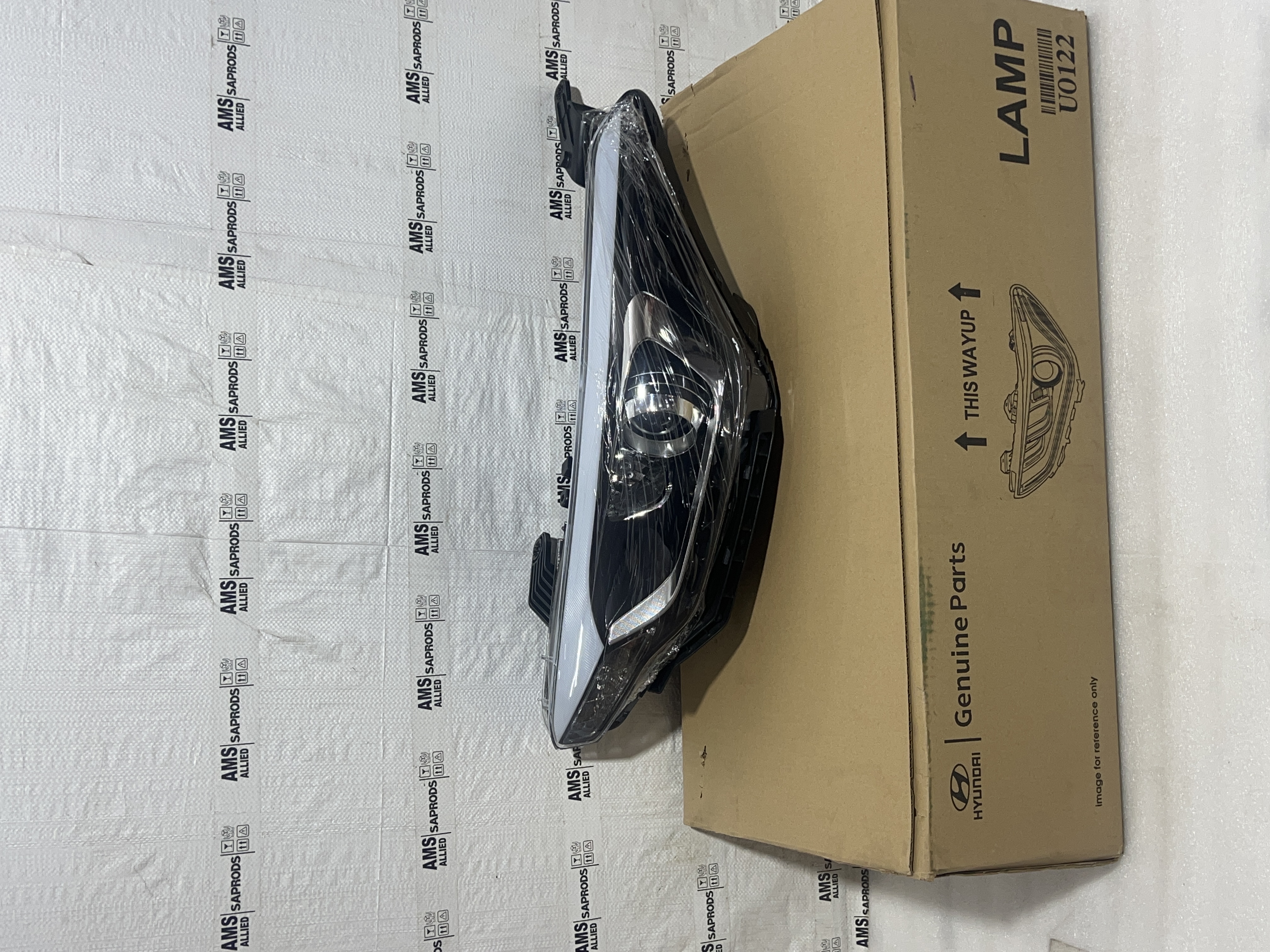 HYUNDAI I 20 LAMP ASSY HEAD,LH 92101C7120 STOCKID 3222