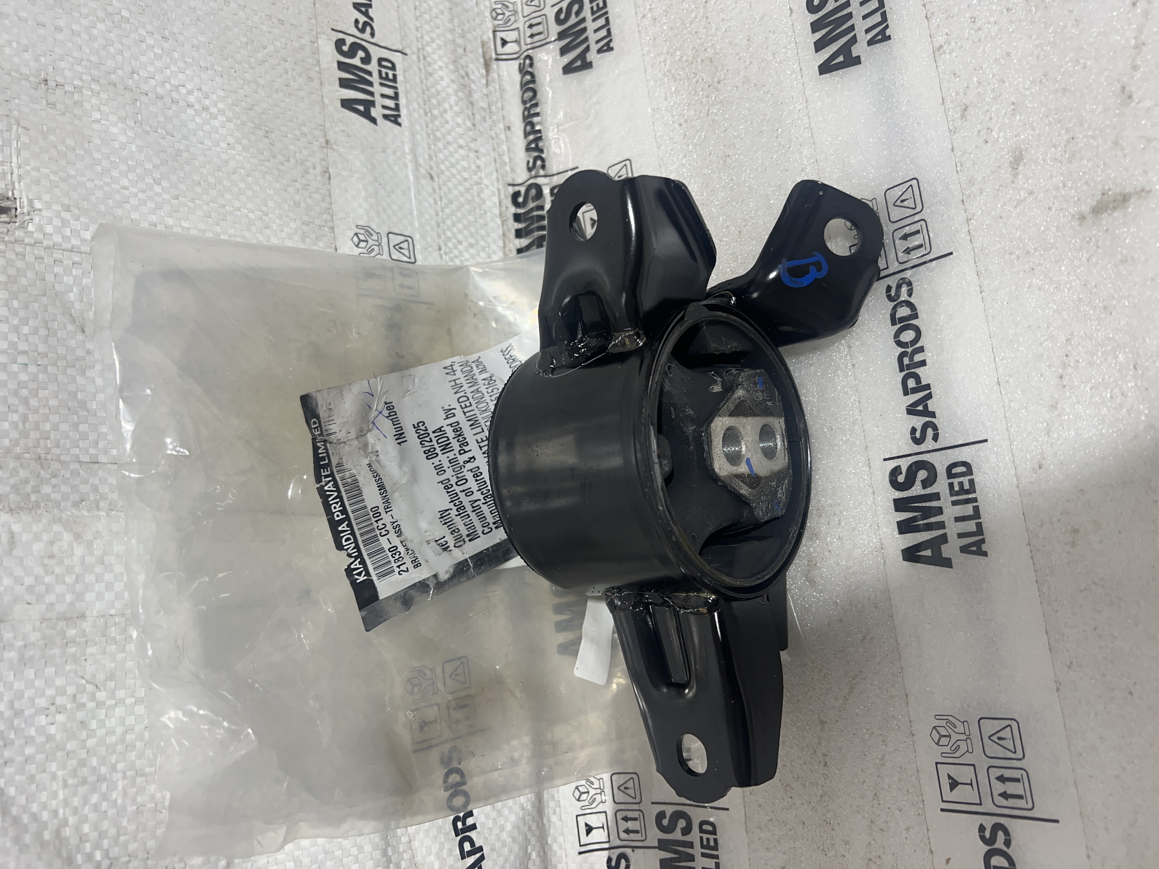 KIA SONET RACKET ASSY TRANSMISSION MTG 21830CC100 STOCKID 3224