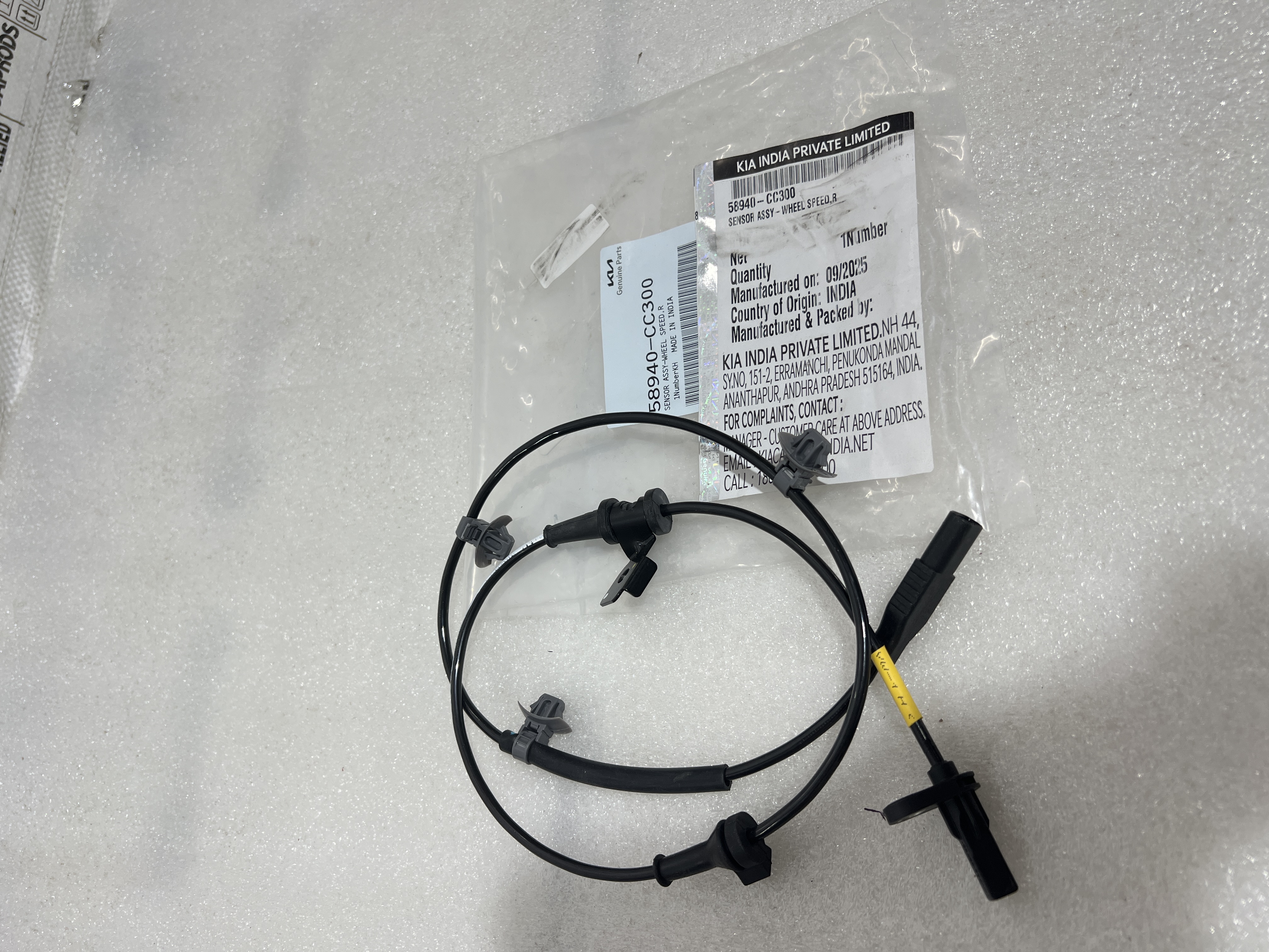 KIA SONET SENSOR ASSY WHEEL SPEED,RH 58940CC300 STOCKID 3248