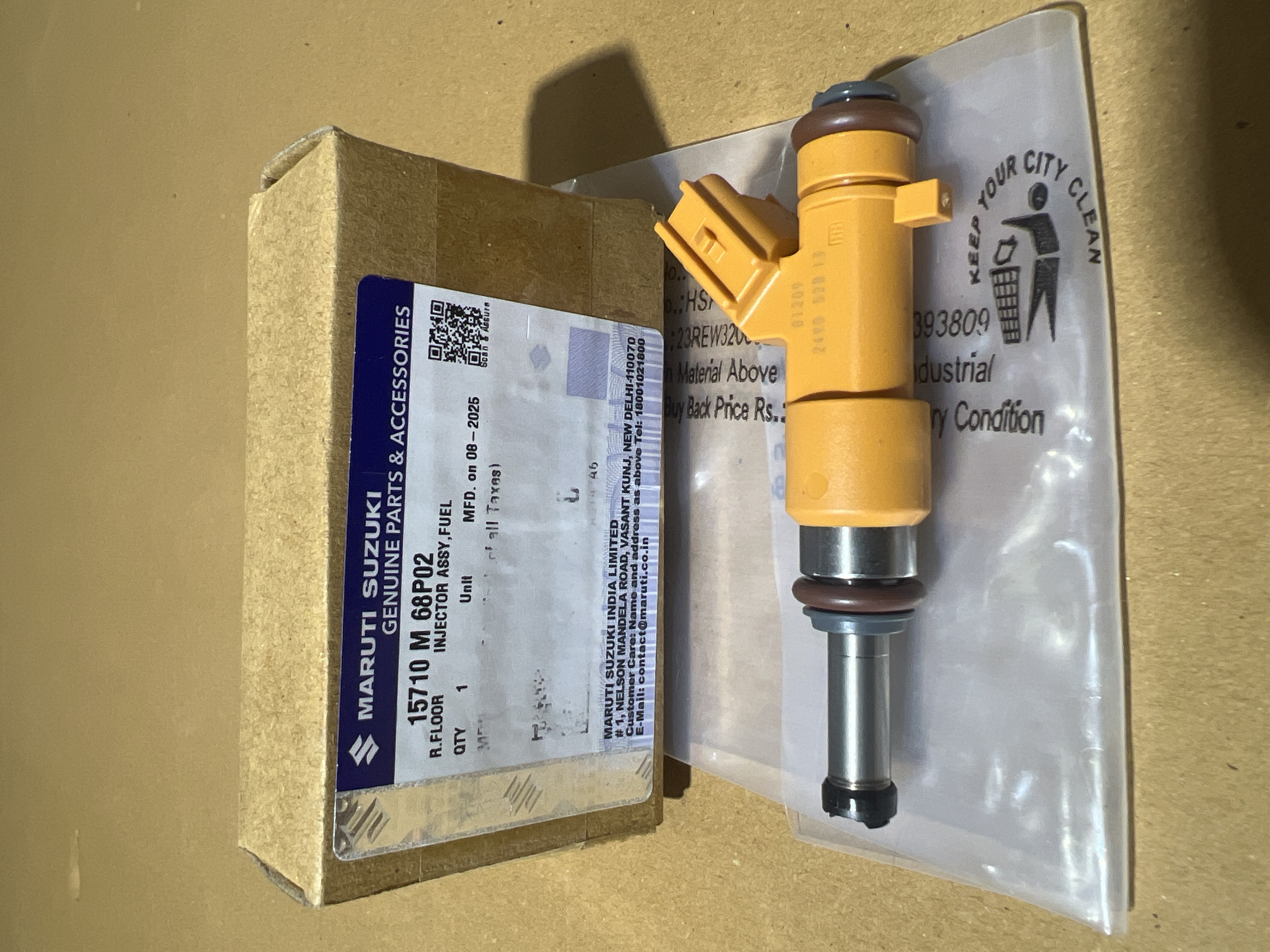 SUZUKI SWIFT FUEL INJECTOR ASSY 15710M68P02 STOCKID 3255