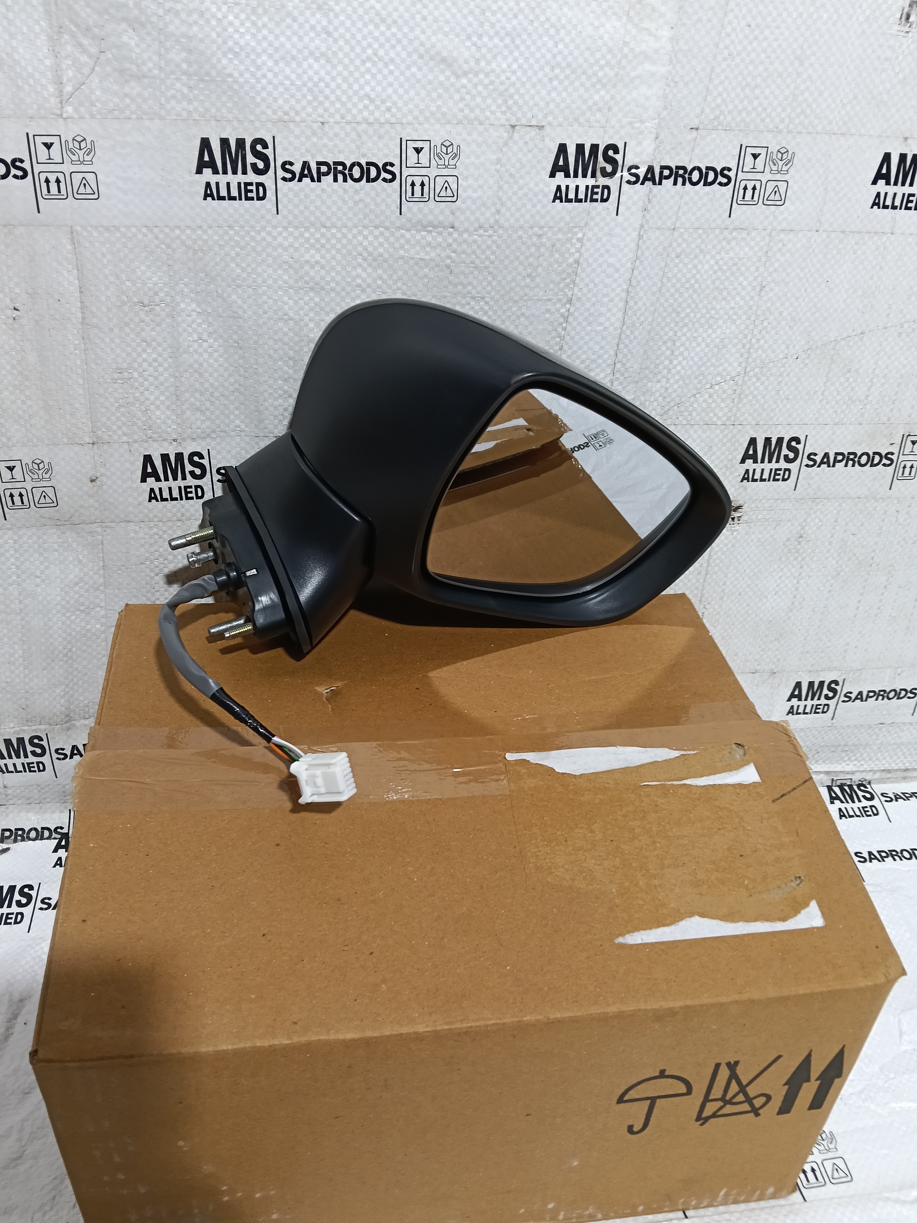 TOYOTA TAISOR MIRROR ASSY OUT REAR VIEW RH 87910WC289 STOCKID 3260