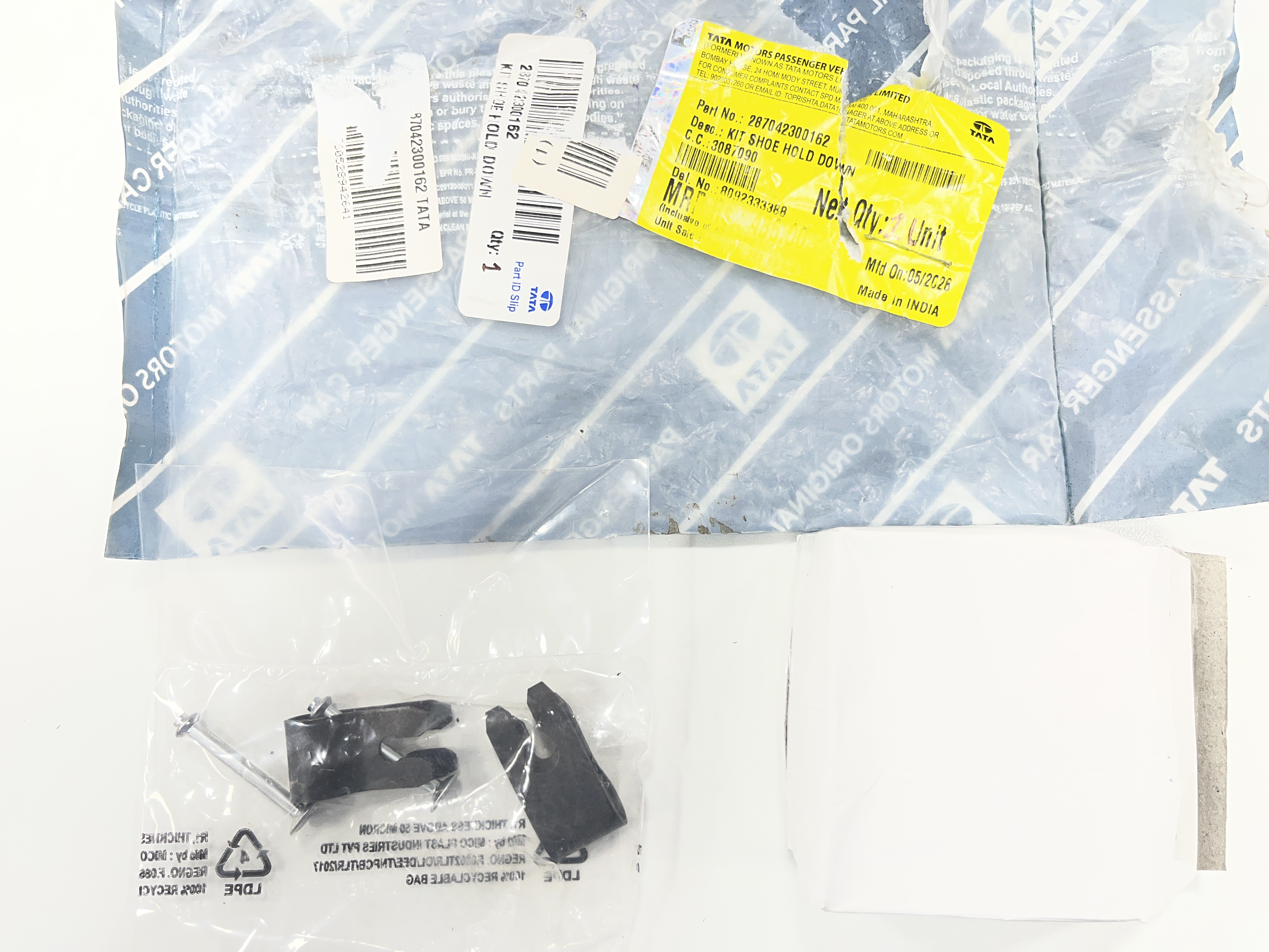 KIT SHOE HOLD DOWN - Part No: 287042300162 - Photo