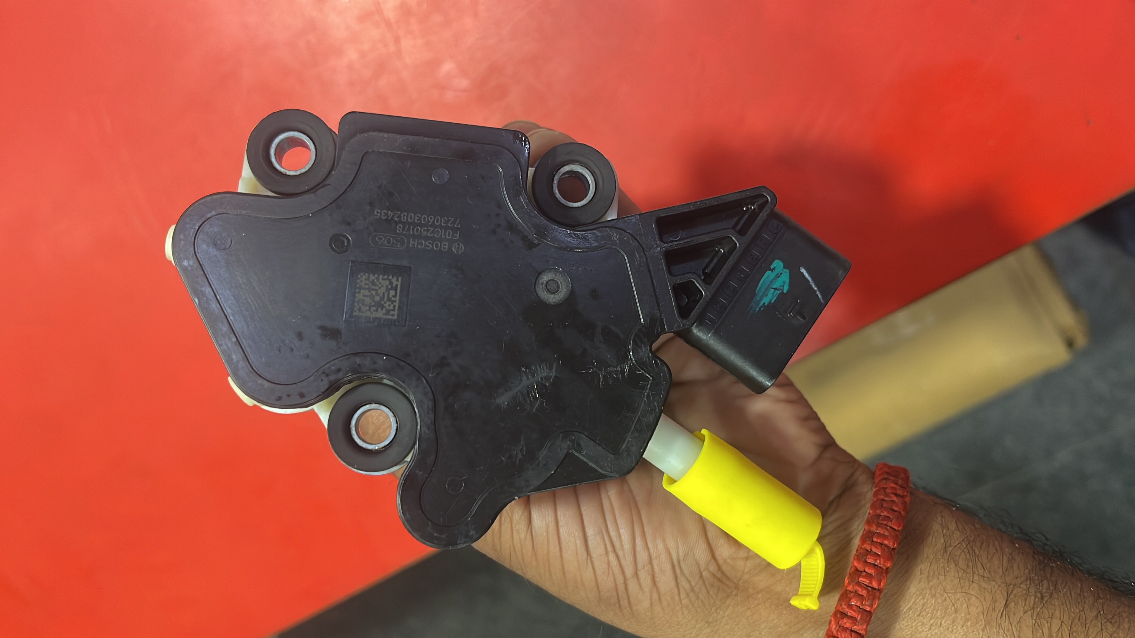 UREA DOSER BS6 - Part No: F01C250178 - Photo