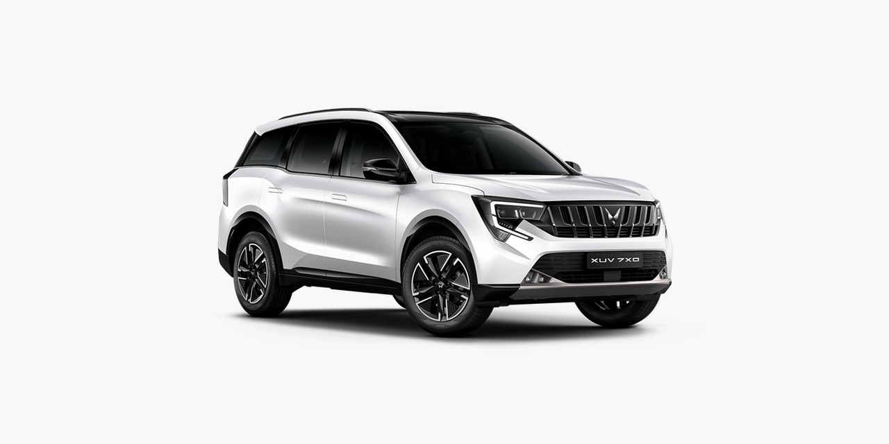 XUV 700